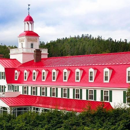Hotel Тадуссак Екстер'єр фото