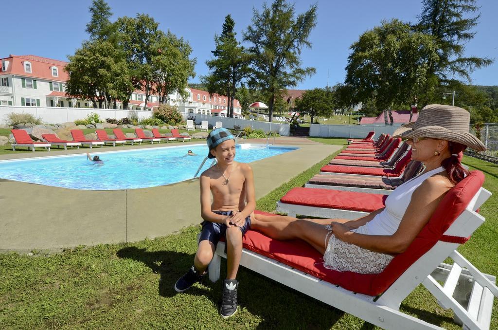 Hotel Тадуссак Екстер'єр фото