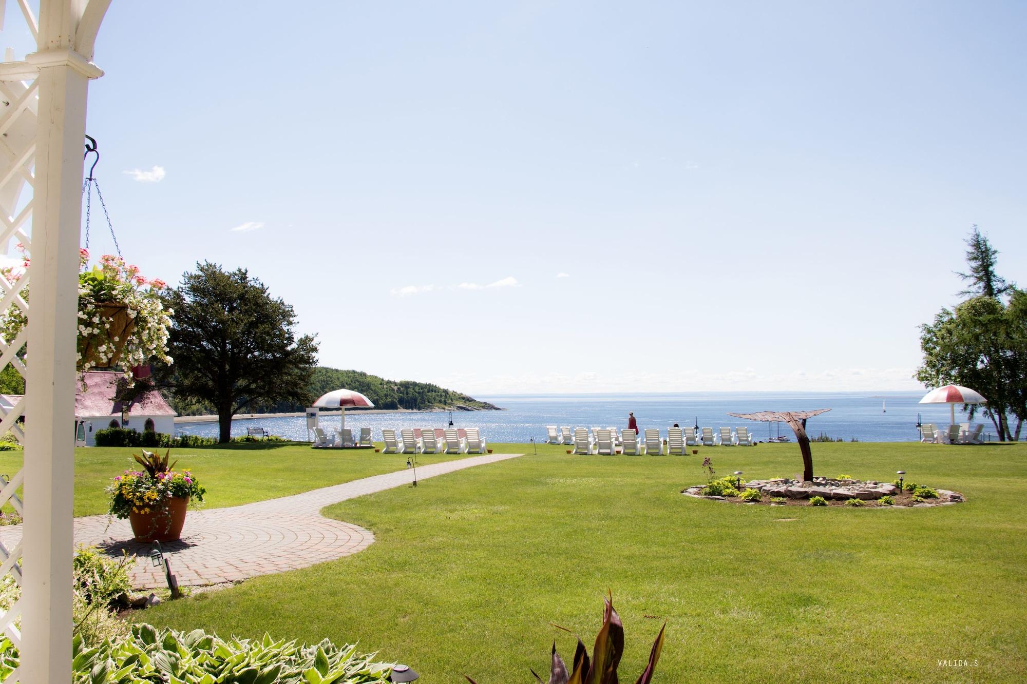 Hotel Тадуссак Екстер'єр фото